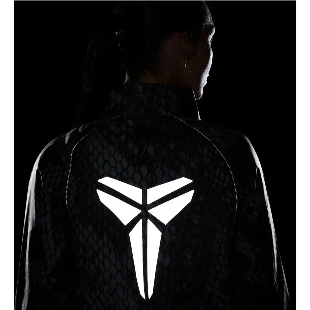 Nike Kobe  Lightweight Woven Jacket Reflective Women's small IB2718-010